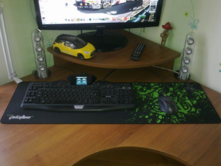 Illustration for article titled LTPD: Mouse Pad vs. No Mouse Pad